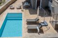 Lakis Aparment