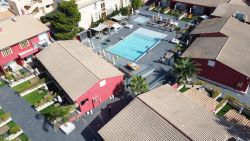Bungalow Rosso Premium