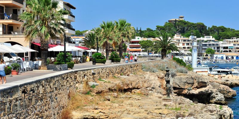 Die schöne Promenade von Cala Ratjada