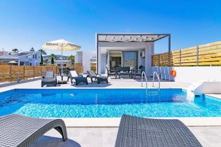 Ferienobjekt Premium Beach Villa 4