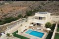 Left-Nofretete Villa