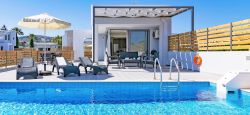 Premium Beach Villa 4