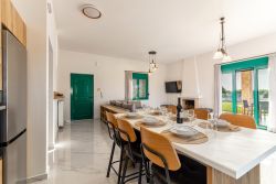 White- Sandy Luxus Bungalow