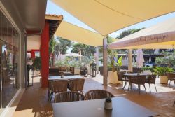 Bungalow Rosso Premium