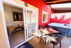 Bungalow Rosso Premium