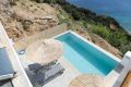 Blick von der Dachterrasse zur Pooltzerrasse