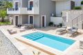 Lakis Aparment