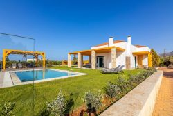White- Sandy Luxus Bungalow